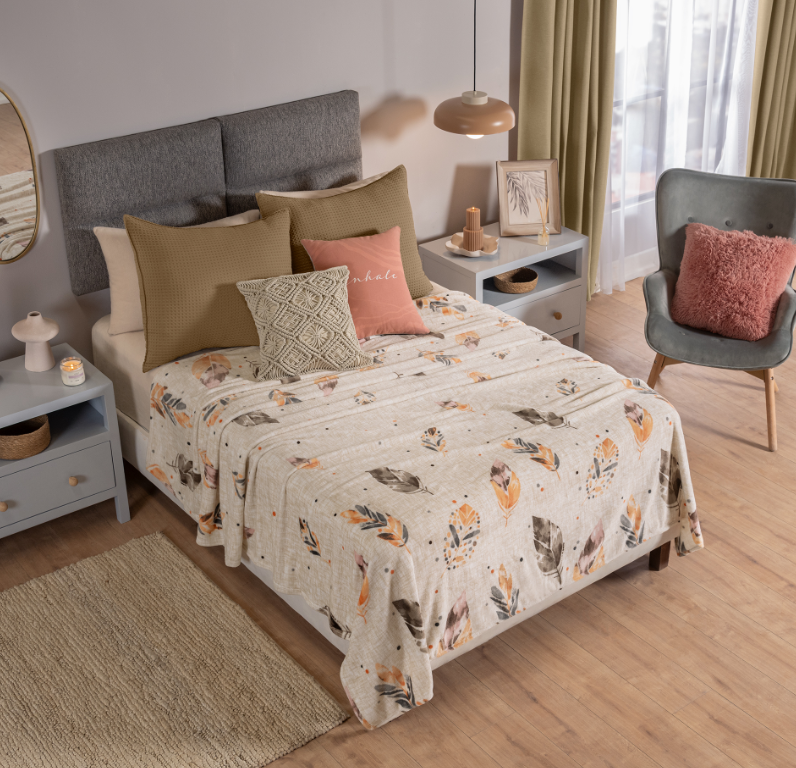 PLUMAS LIGHT BLANKET