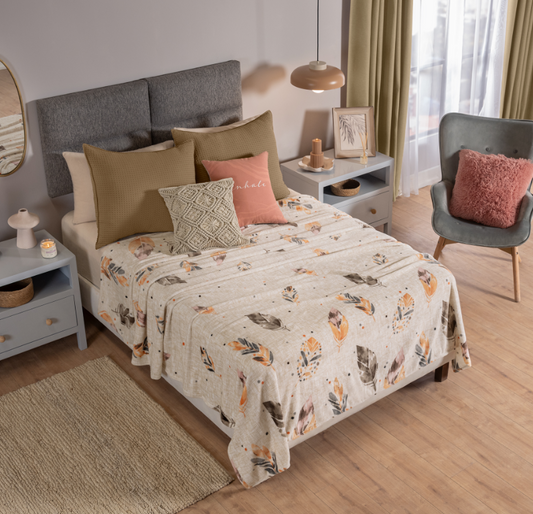 PLUMAS LIGHT BLANKET